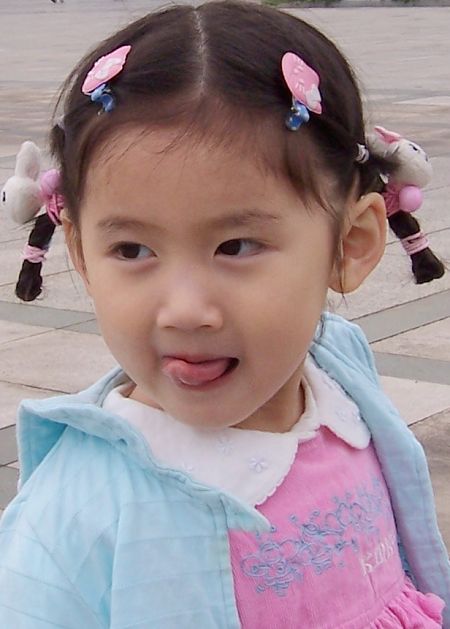 可爱的小女孩-於书凝